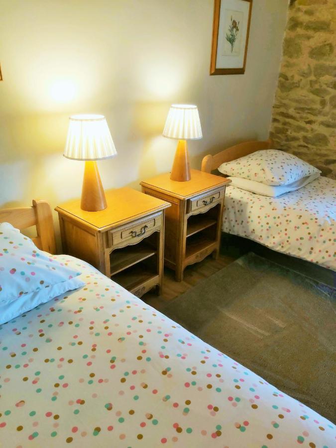 Beautiful 2 Bed Cottage With Swimming Pool Pagéas エクステリア 写真