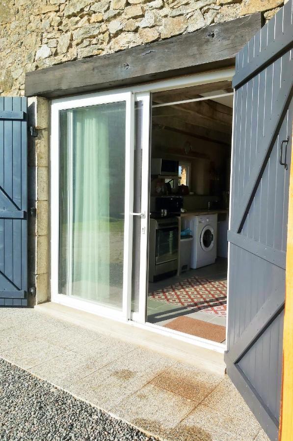 Beautiful 2 Bed Cottage With Swimming Pool Pagéas エクステリア 写真