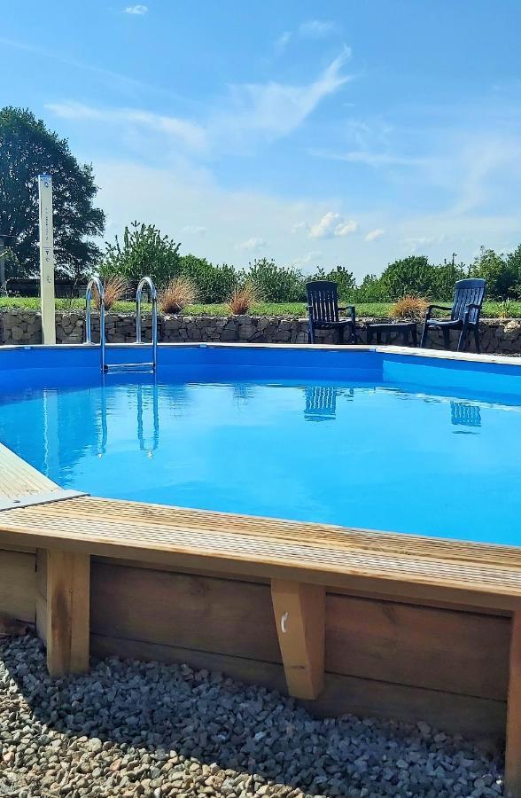 Beautiful 2 Bed Cottage With Swimming Pool Pagéas エクステリア 写真