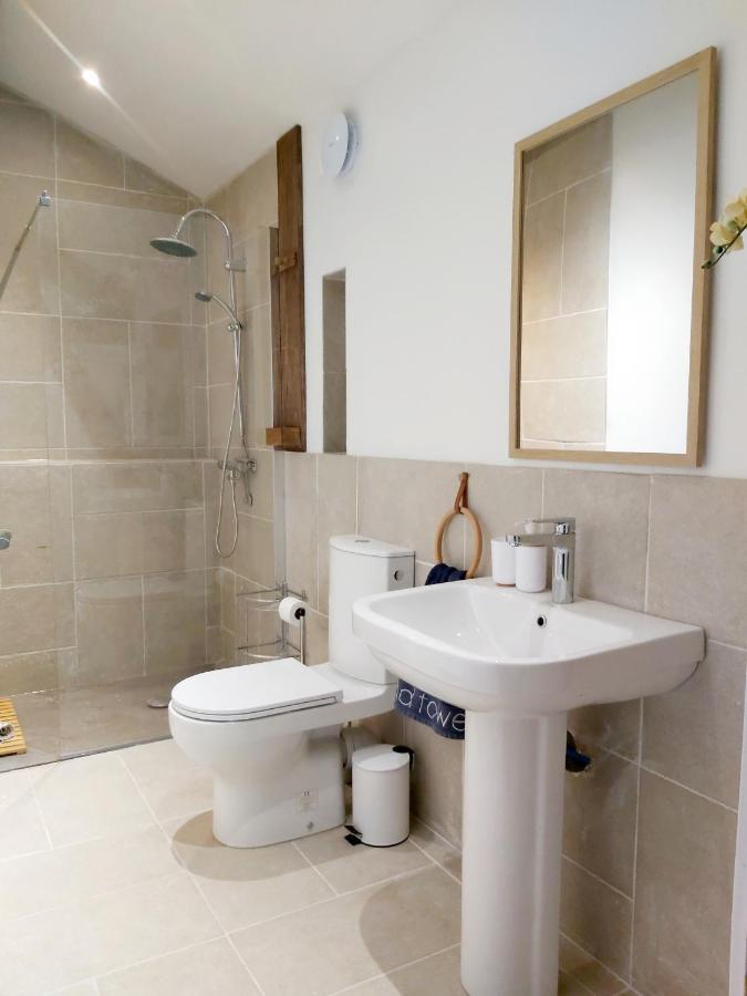 Beautiful 2 Bed Cottage With Swimming Pool Pagéas エクステリア 写真