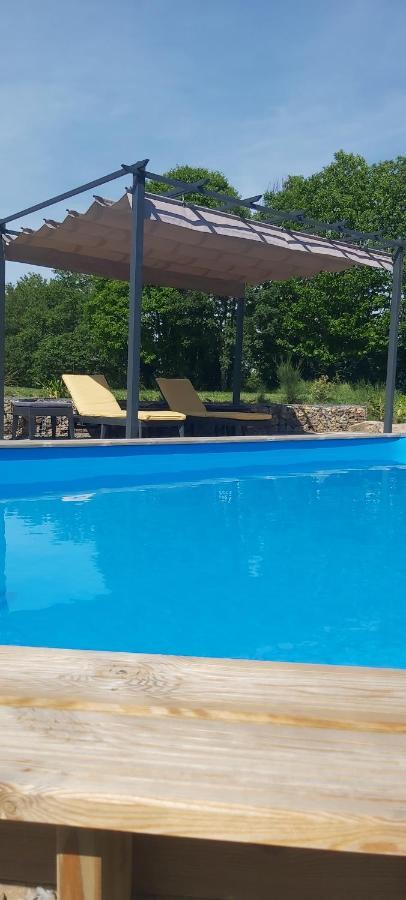 Beautiful 2 Bed Cottage With Swimming Pool Pagéas エクステリア 写真